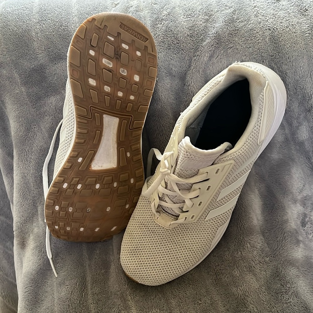 Adidas women’s duramo